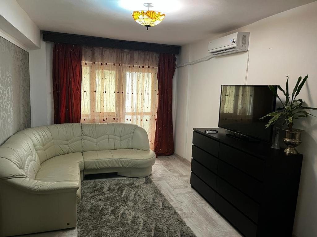 Alfredo Apartament Бузэу Экстерьер фото